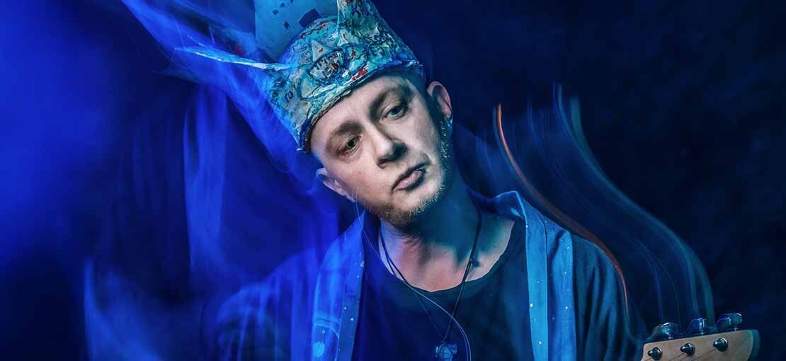 Obrázek k článku Jakub König: Čas dát ruku do ohně. S albem mi pomohlo holotropní dýchání