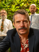 Náhledový obrázek k článku PREMIÉRA: S terčem na zádech. Frontman Nauzea Orchestra běží o život