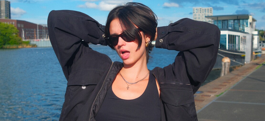 Obrázek k článku GLOSA: Rychlí kluci přibrali holku. Juli Koli je objev. Škoda, že šetří texty