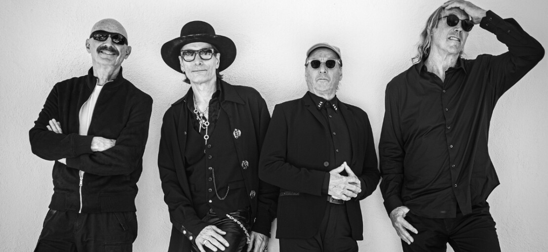 Obrázek k článku Superskupina Beat oživí King Crimson. Přijede s ní i kytarový mág Steve Vai