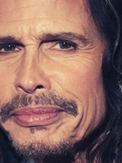 Náhledový obrázek k článku Soud po půl století. Steven Tyler z Aerosmith čelí obvinění ze znásilnění