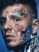 Náhledový obrázek k článku GLOSA: Špinavé prachy Sergeie Barracudy. Oheň a obnažené upírky  těžko skryjí prázdno