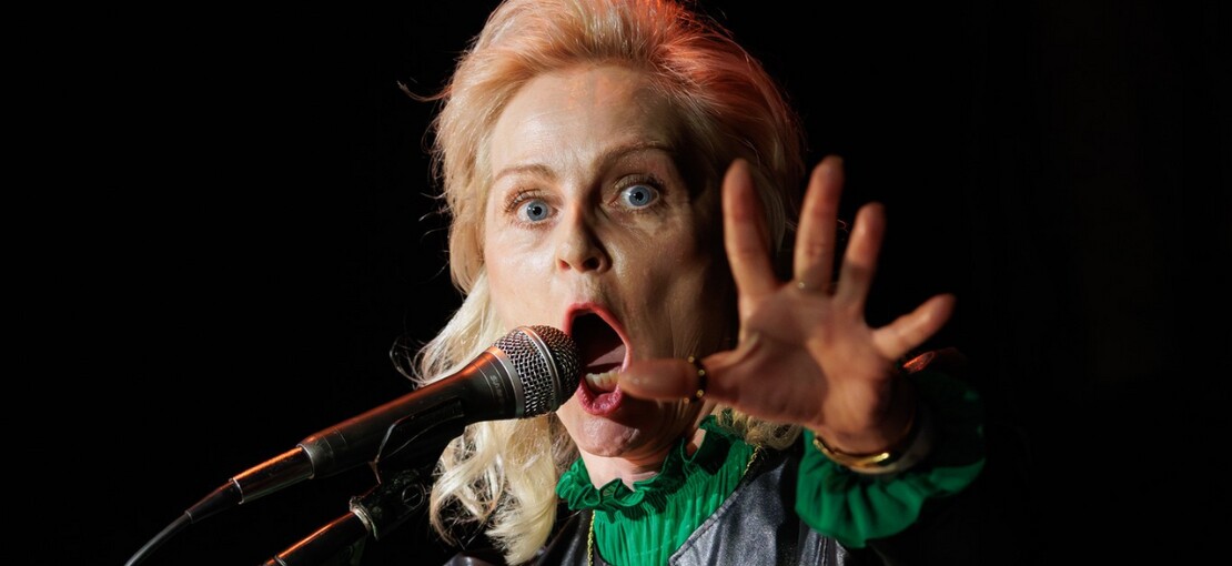 Obrázek k článku RECENZE: Mirka Vodrážku je těžké definovat. Album s Helenou Zaoralovou oplývá šílenou magií