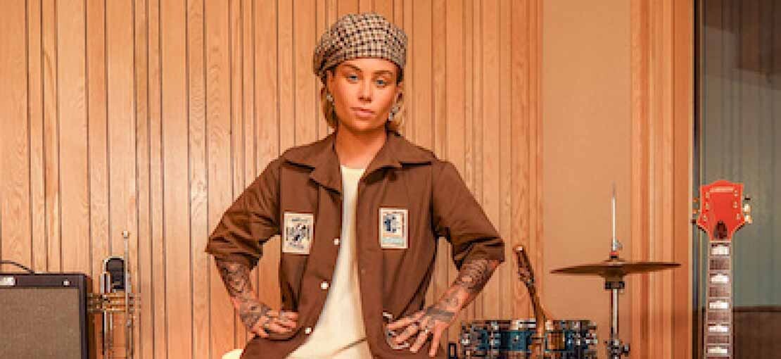 Obrázek k článku Tash Sultana: Jsem plně anti-digitální. Dělám reálné nahrávky, reálné výkony, živý zvuk!