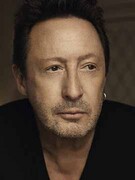 Náhledový obrázek k článku Julian Lennon: Většina světa už dobře ví, kdo jsou ti hlavní „padouši“ dnešní doby