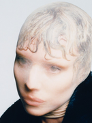 Náhledový obrázek k článku RECENZE: Lykke Li naposledy. Zpěvačka ukazuje  algoritmům zdvižený prostředník