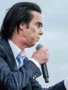Náhledový obrázek k článku Nick Cave zastavil čas. Lidé ho na Metronomu nosili na ramenou