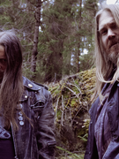 Náhledový obrázek k článku NATVRDO: Čtyřicet let temného mrazu. Podivíni Darkthrone se stali kultem black metalu