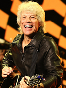 Náhledový obrázek k článku NAŽIVO: Jon Bon Jovi vyhrává svůj nejtěžší boj. Wembley vidělo triumfální návrat