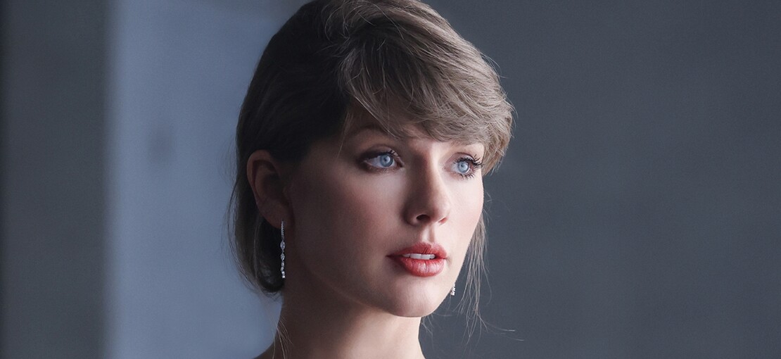 Obrázek k článku RECENZE: Taylor Swift šlápla vedle. Slabé album rozšířila o další těžkopádné písničky