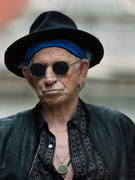 Náhledový obrázek k článku Keith Richards válí. Krátce po albu Rolling Stones vydal dojemnou sólovou skladbu