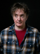 Náhledový obrázek k článku Zombíci, jazz a nálož humoru na rozdávání. Do Prahy se vrátí komik Dylan Moran