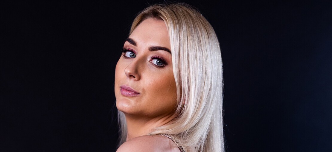 Obrázek k článku KOVEN: „Ideální koncert? Pořádné lejzry a hodně živého zpěvu!“