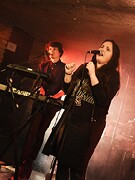 Náhledový obrázek k článku LOKÁL: Ze zkušebny pražského gymnázia k dramatu. Seznamte se s dravými Bits of Us