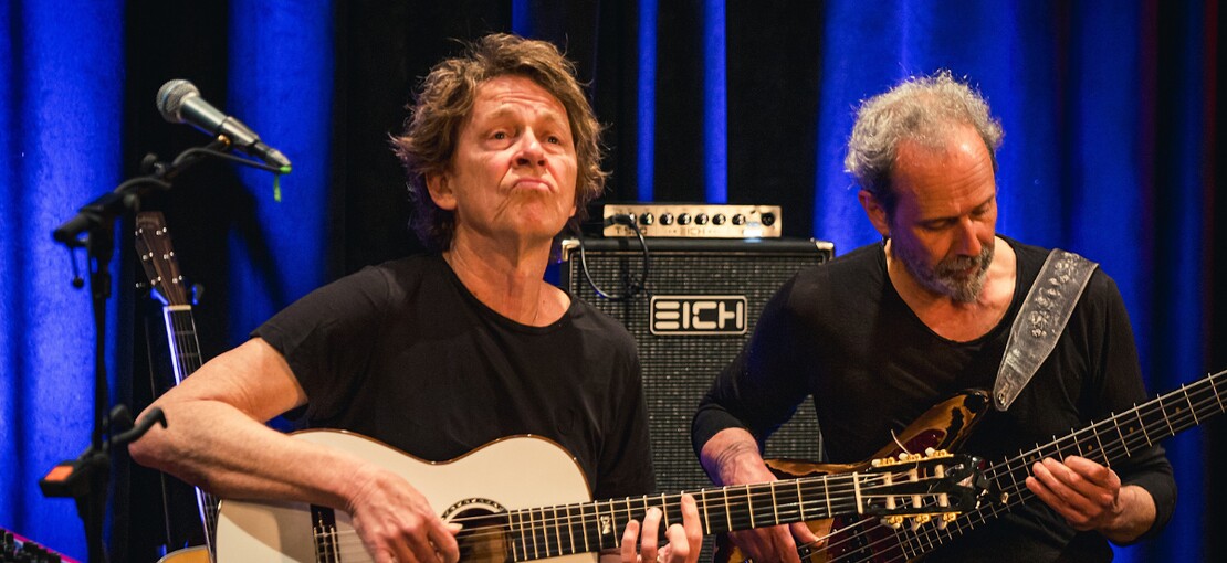 Obrázek k článku NAŽIVO: Ryzí radost. Na koncertu kytarového esa Dominica Millera překvapil Dan Bárta