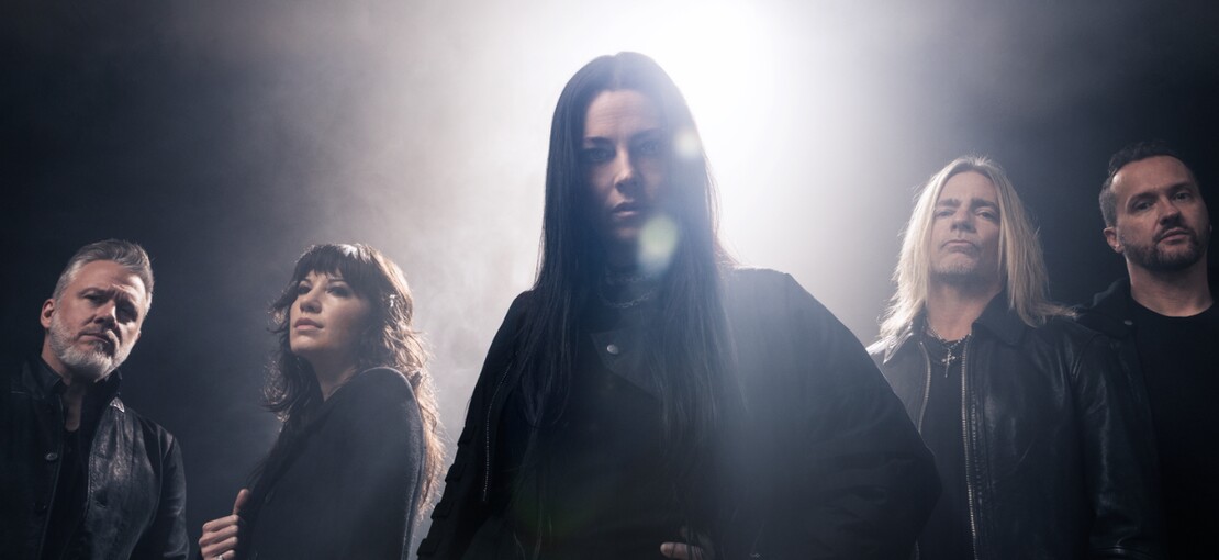 Obrázek k článku GLOSA: Evanescence otevírají hudební svatyni. Novým singlem burcují společnost