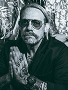 Náhledový obrázek k článku ALBUM MĚSÍCE: Sametově jedovatý debut „superkapely“ Reflections of Karma táhne po irské whiskey