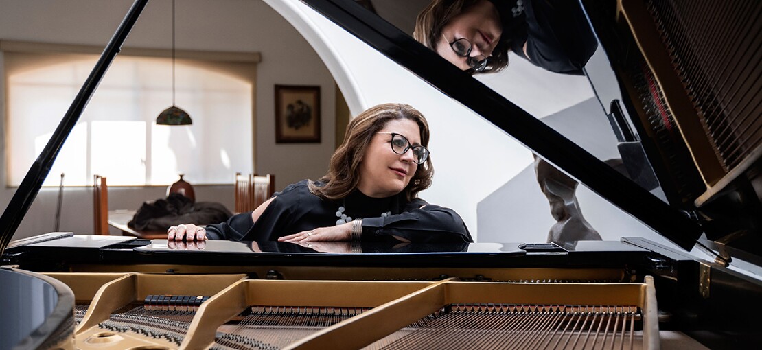 Obrázek k článku Klasika z Mexika. Gabriela Ortiz dostala porotu Grammy zhudebněným příběhem vůdce otroků