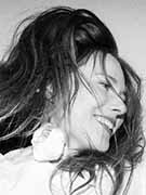 Náhledový obrázek k článku Anna Vaverková:  Zpěvačka ze zákaznické linky aneb krása a absurdita všeho