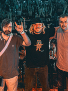 Náhledový obrázek k článku HEADLINER PŮDA: Šílené historky z festivalu. Kapela Dement i „překopaní“ Prodigy