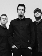 Náhledový obrázek k článku RECENZE: Návrat Pendulum? Energie, rytmus, zábava,  ale bez překvapení