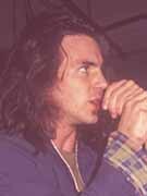 Náhledový obrázek k článku Drsný příběh vzniku Pearl Jam: Smrt. První zkouška. A na pódium