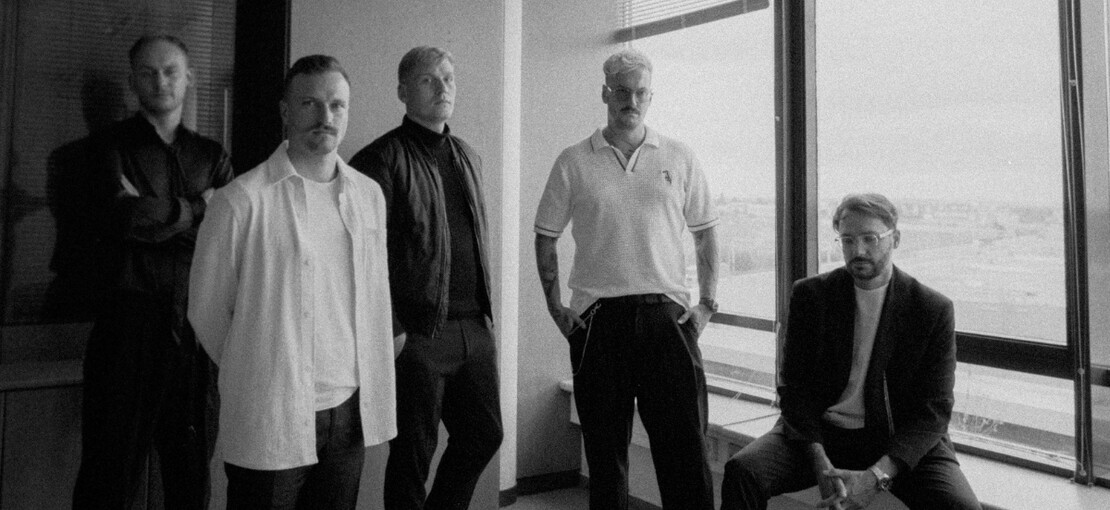 Obrázek k článku PREMIÉRA: V průšvihu tě podrží kapela. WYFE se bratříčkují s fiedlerskim