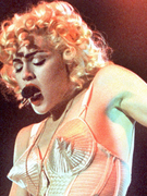 Náhledový obrázek k článku Madonna kritizuje Trumpa: „Odstraňuje svobody, za které jsme léta bojovali“