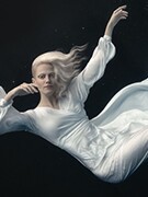 Náhledový obrázek k článku RECENZE: Nadpozemská atmosféra sóla Terezie Kovalové. Kandiduje na album roku