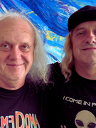 Náhledový obrázek k článku Démon Míra Wanek: Na turné s mrtvým fanouškem, kouzlo Teplic a nejoblíbenější kapela Václava Havla