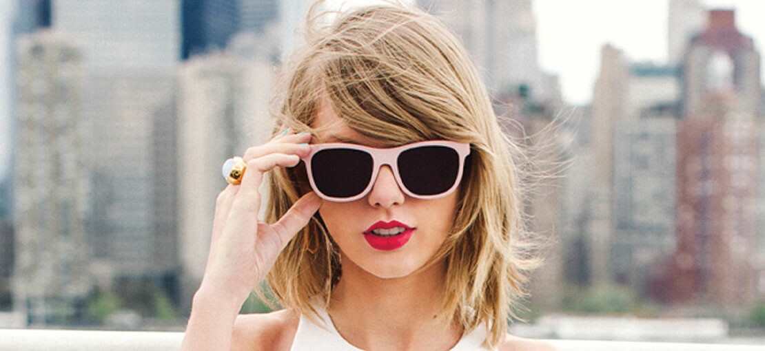 Obrázek k článku RECENZE: Taylor Swift je zpět u popového kormidla. Hudební revoluci ale nedělá