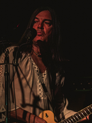 Náhledový obrázek k článku NAŽIVO: Světla málo, zvuku moc. Přepudrovaní The Dandy Warhols hráli hlavně pro sebe