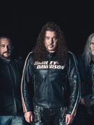 Náhledový obrázek k článku GLOSA:  Měchenický King Kong Karlos Vémola by měl z nového Arakainu radost