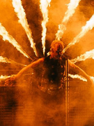 Náhledový obrázek k článku NAŽIVO: Rammstein vzbuzují údiv. Chrám ohně se pyšní plameny i dokonalým zvukem