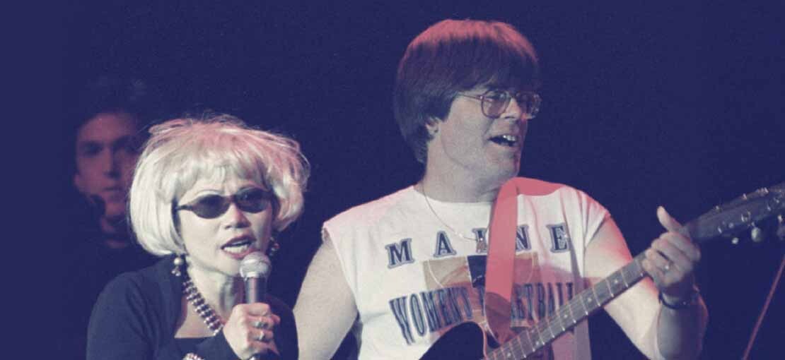 Obrázek k článku HOBITÍN: I Stephen King a Robert Fulghum mají rockovou kapelu. Spisovatelé propadli playlistům