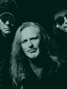 Náhledový obrázek k článku VLČKOVIZE: „Fúze Judas Priest s folkem.“ Kterak Kabát lahodil uším britského kritika