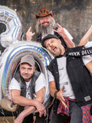 Náhledový obrázek k článku PREMIÉRA: Harlej v klipu zastavil dálnici. V rámci oslav připomene éru Vládi Šafránka