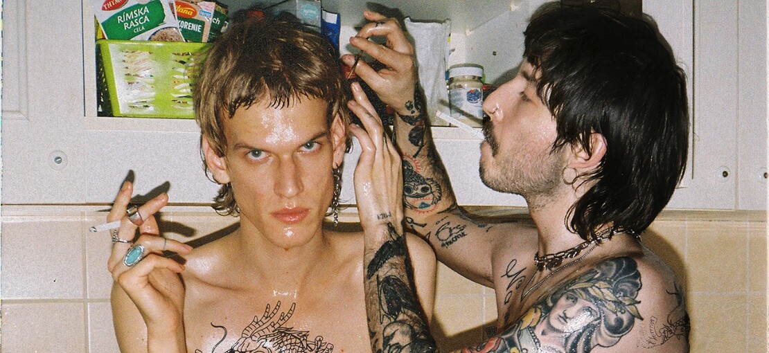 Obrázek k článku RECENZE: NobodyListen produkuje a hvězda  Berlin Manson svítí na Disneyland