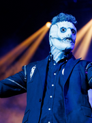 Náhledový obrázek k článku Bez Clowna, s nemocným hlasem. Slipknot přesto na Rock for People rozpoutali peklo