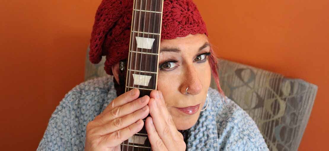 Obrázek k článku Chicagská kytarová bohyně Joanna Connor: Vyrůstala jsem trochu drsně...