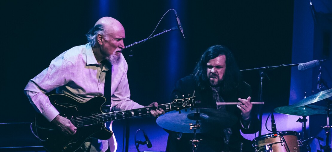 Obrázek k článku NAŽIVO: John Scofield hrál v Brně Boba Dylana, Neila Younga i sám sebe