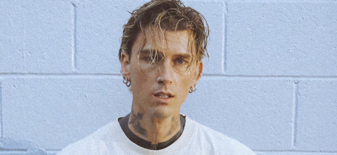 Obrázek k článku Problémář Machine Gun Kelly se vrátí do Prahy. Přijede s albem, které podpořil i Bob Dylan