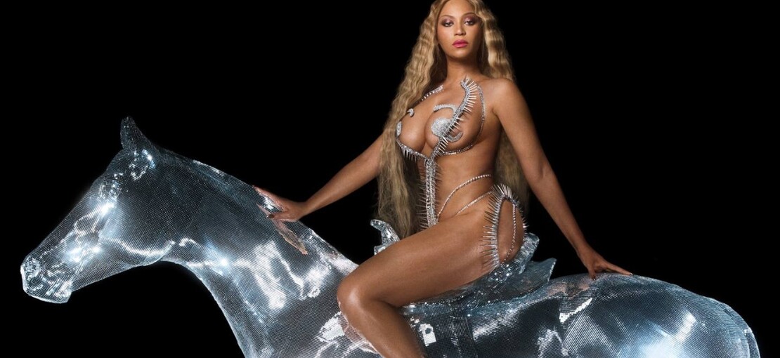 Obrázek k článku Beyoncé jako jezdkyně apokalypsy? Provokativní obal dráždí fanoušky