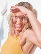 Náhledový obrázek k článku RECENZE: Szidi Tobias čaruje se zpěvem i významy. Srdceryvnost předčí sentiment