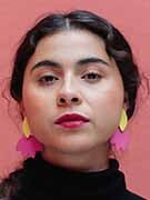 Náhledový obrázek k článku Uhrančivá písničkářka Silvana Estrada: Zemřít můžeme kdykoli, životu to dává smysl