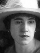 Náhledový obrázek k článku Komando SS jí před očima zastřelilo muže. Poutavý příběh skladatelky Slávy Vorlové ožívá v knize