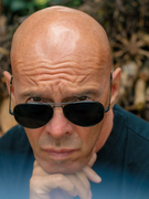 Náhledový obrázek k článku Oto Klempíř: 35 let v J.A.R., čím píšou herečky… a vánoční pohoda