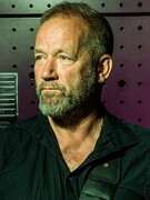 Náhledový obrázek k článku NEJLEPŠÍ ČESKÁ ALBA ČTVRTSTOLETÍ (60–51): Fakáč zlu Davida Kollera i dechovka Františka Skály