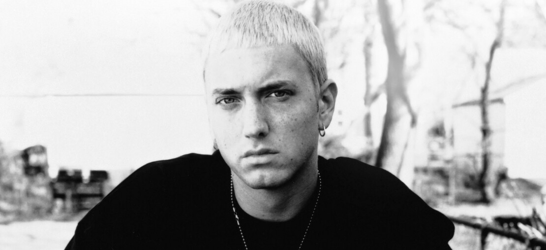 Obrázek k článku „Bůh mě poslal, abych sr*l svět.“ Příběh Eminema a nejdůležitějšího rapového alba 90. let