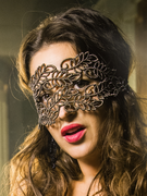 Náhledový obrázek k článku RECENZE: Diva Baara se zapletla s orchestrem. Moc se to nepovedlo